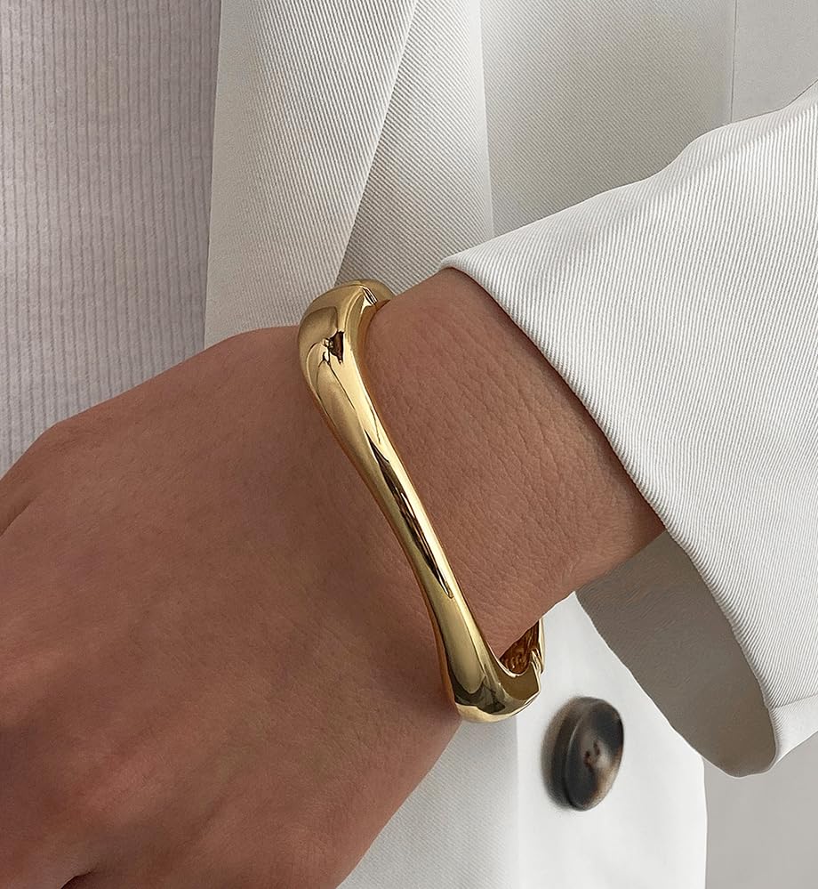 Chunky Gold Bangle Bracelets for Women, Dainty 14k Gold Plated Big Stackable Bangles Set, Trendy Cuff Bracelet Stack Fashion Jewelry Gifts (A1-gold)